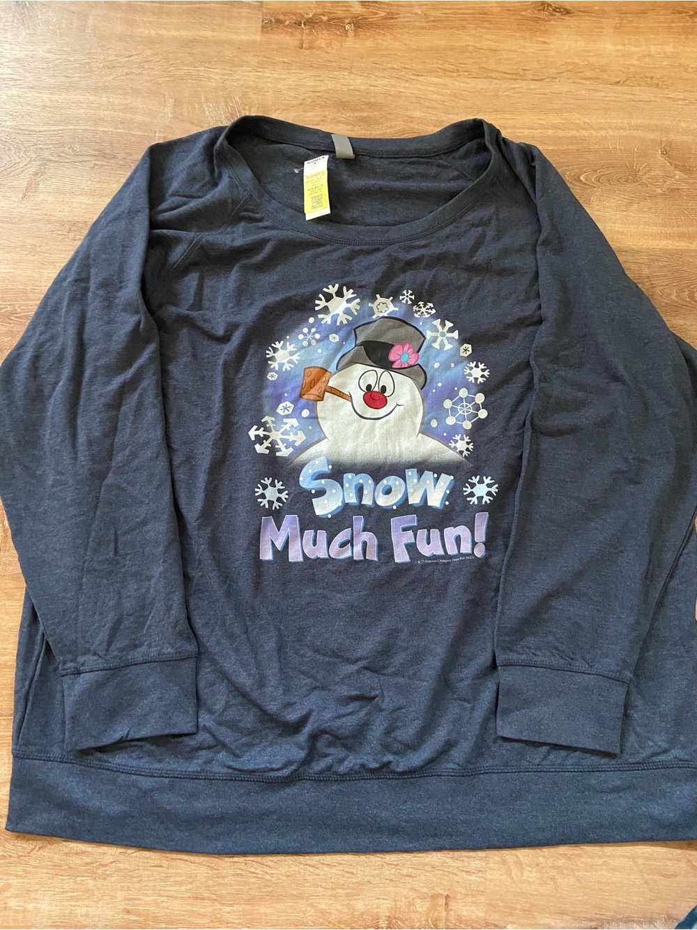 Frosty the Snowman Navy Long-Sleeve Holiday Graphic Tee